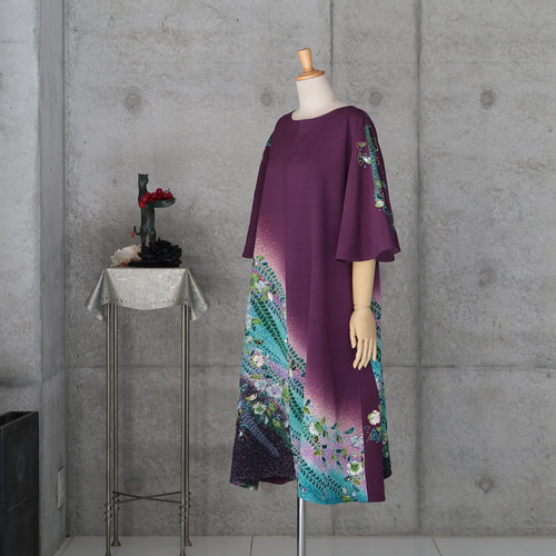 お値下げ……リメイク着物チュニックL後ろ裾フリルフレアー袖刺繍