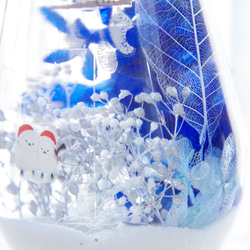 【作りたて！選べるあったかアイテム 】ひみつの森のクリスマス　濃い青に浮かび上がる白銀のカスミ。大人可愛いXmasボトル 8枚目の画像