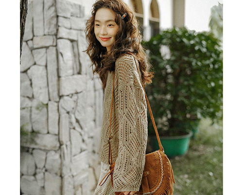 秋 レトロ ラウンドネック カットアウトウールニット ブラウス 長袖