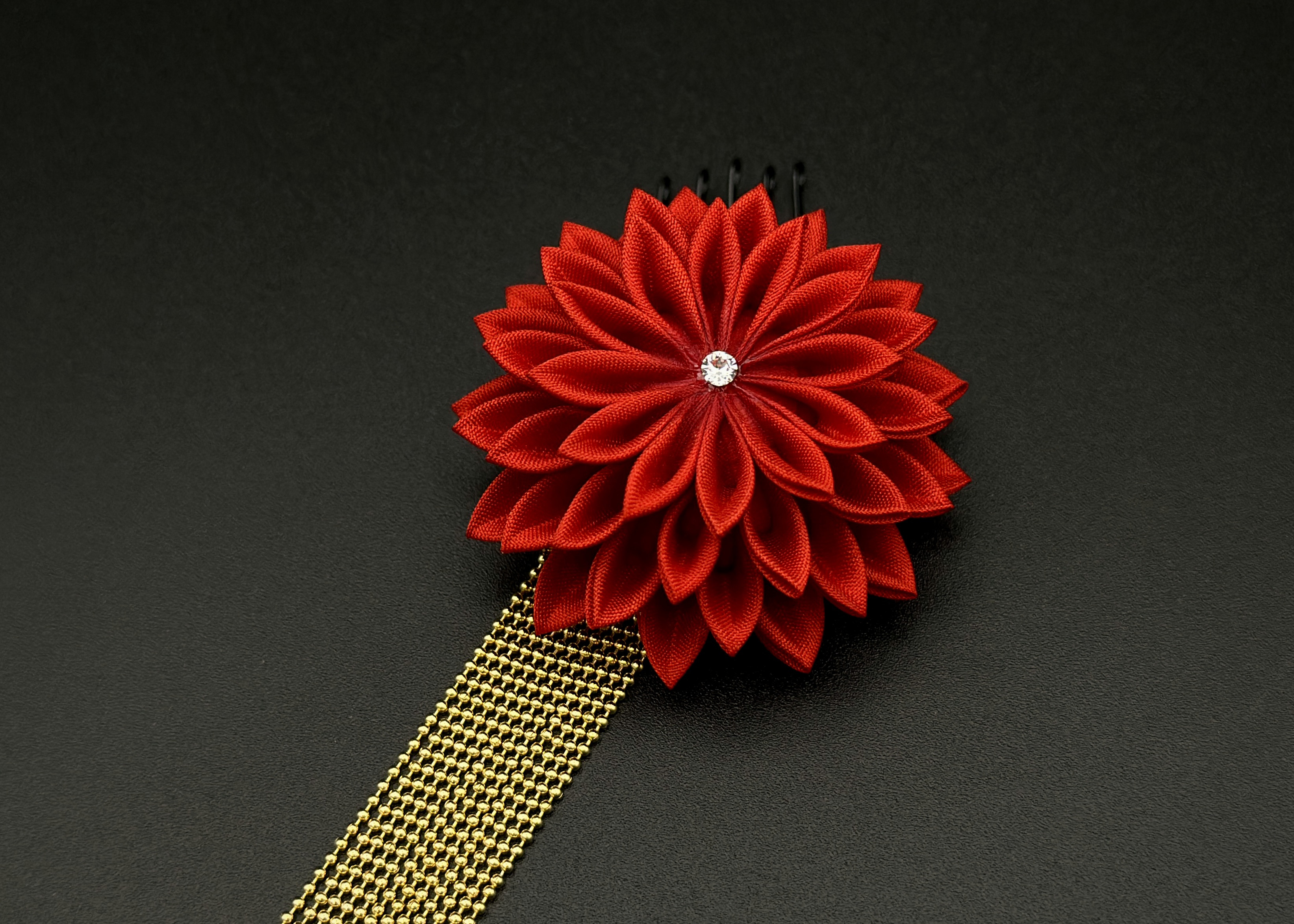 彗星簪　（すいせいかんざし）　/つまみ細工　髪飾り　日本　和装　着物　結婚式　成人式　伝統工芸　和風　パーティ　華やか