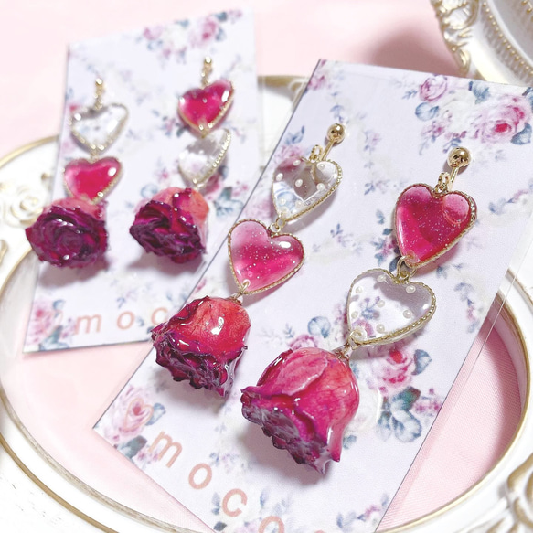 ドライフラワーローズと2連ハートのピアス イヤリング / フレンチ