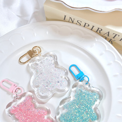 Clear Bear glitter keyring/クリアベアグリッターキーホルダー 2枚目の画像