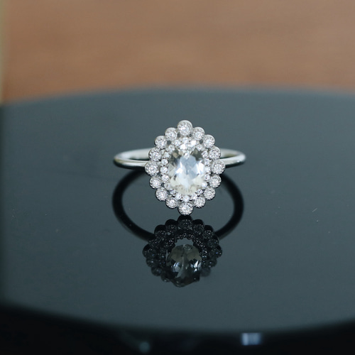 K18orプラチナorコンビカラー〉一点物ホワイト〜シャンパンカラー  