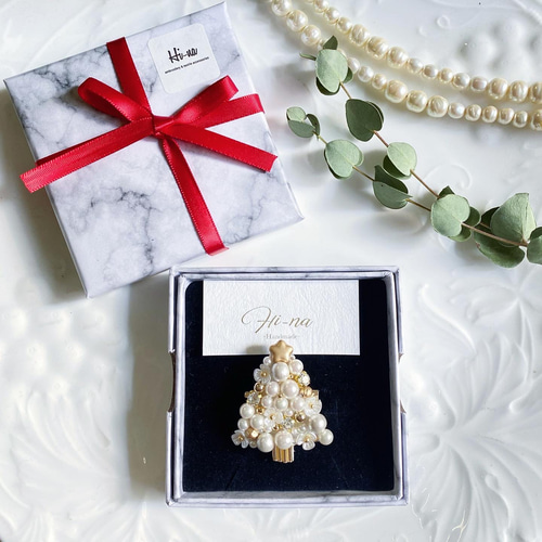 冬の星座ブローチ】オリオン座 カシオペア座 刺繍ブローチ⭐︎星座