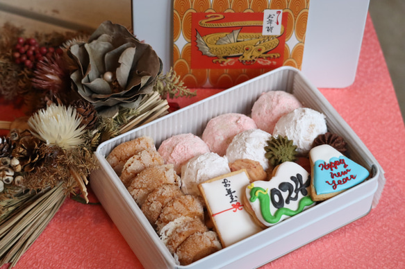 お年賀に☆2024お正月のクッキー 缶（L） 1枚目の画像