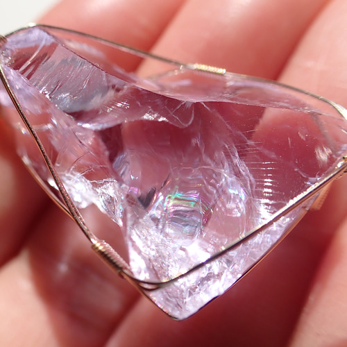 女神巻き®︎アンダラクリスタル《ラベンダー》のペンダントトップ