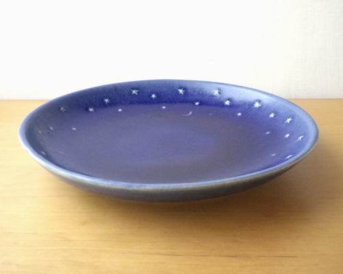 星と三日月模様のお皿 中皿 ささ工房 通販 16970219｜Creema(クリーマ)
