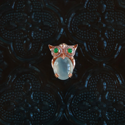 「フクロウ」K18  天然氷ヒスイ　天然ダイヤモンド　上品　忍耐　調和　飛躍　5月誕生石　ペンダントのみ　陽緑翡翠 3枚目の画像