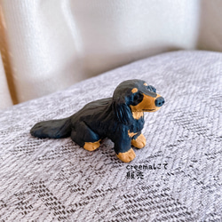 ミニチュアダックス　ブラックタン　犬　フィギュア　置物　オブジェ　粘土　 4枚目の画像