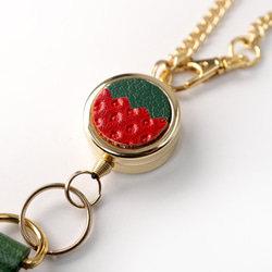 フルーツなパスケース／ヘタ付きいちご（牛革製） 6枚目の画像