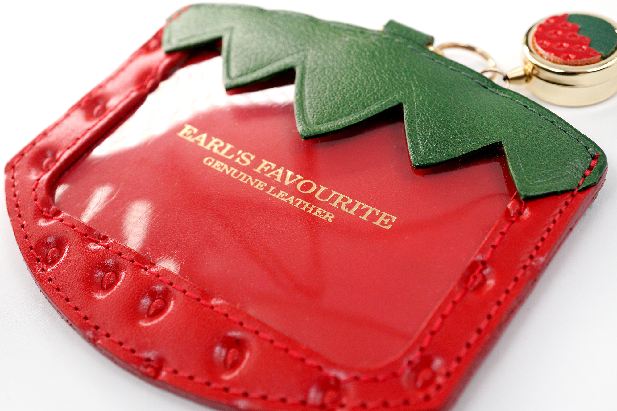 フルーツなパスケース／ヘタ付きいちご（牛革製）