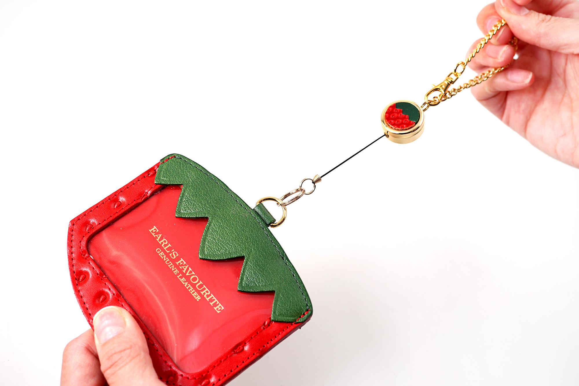 フルーツなパスケース／ヘタ付きいちご（牛革製）