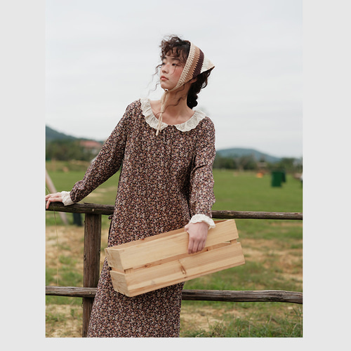 森ガール スイートなスタイル 花柄 レースパッチワーク 人形の襟 長袖