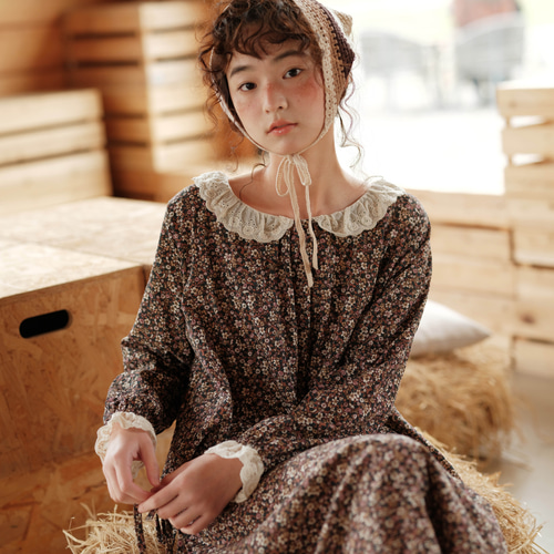 森ガール スイートなスタイル 花柄 レースパッチワーク 人形の襟 長袖