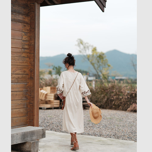 春夏 エスニックスタイル 旅行ウェア 民族風刺繍 地味 抜け感 七 春夏 エスニックスタイル 旅行ウェア 民族風刺繍 地味 抜け感 七