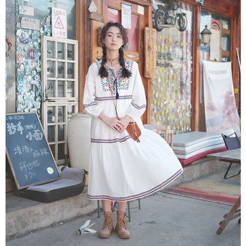 春夏 リゾートスタイル 民族風刺繍 タッセル 日焼け止めウェア 旅行