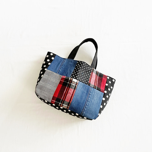 ウールとデニムのパッチワークバッグ ドット 赤チェック モノトーン