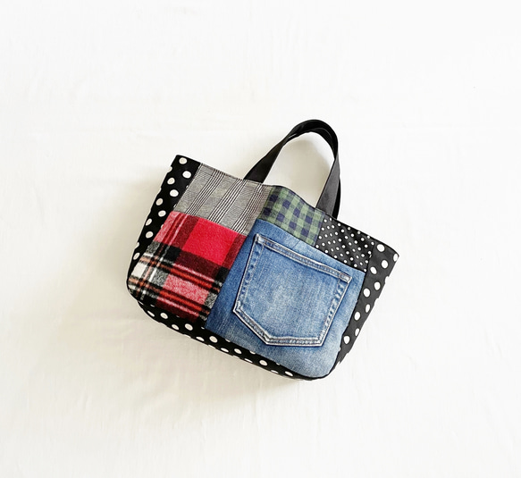 ウールとデニムのパッチワークバッグ ドット 赤チェック モノトーン