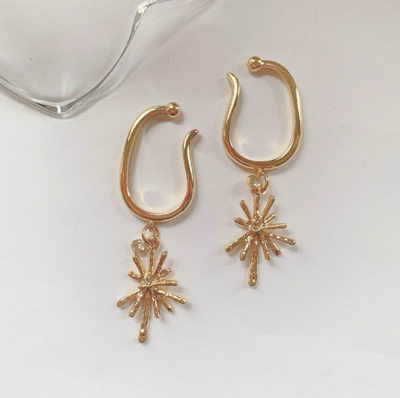 ❤️お得セット❤️ ゴールド  ストーン　イヤーカフ 1枚目の画像