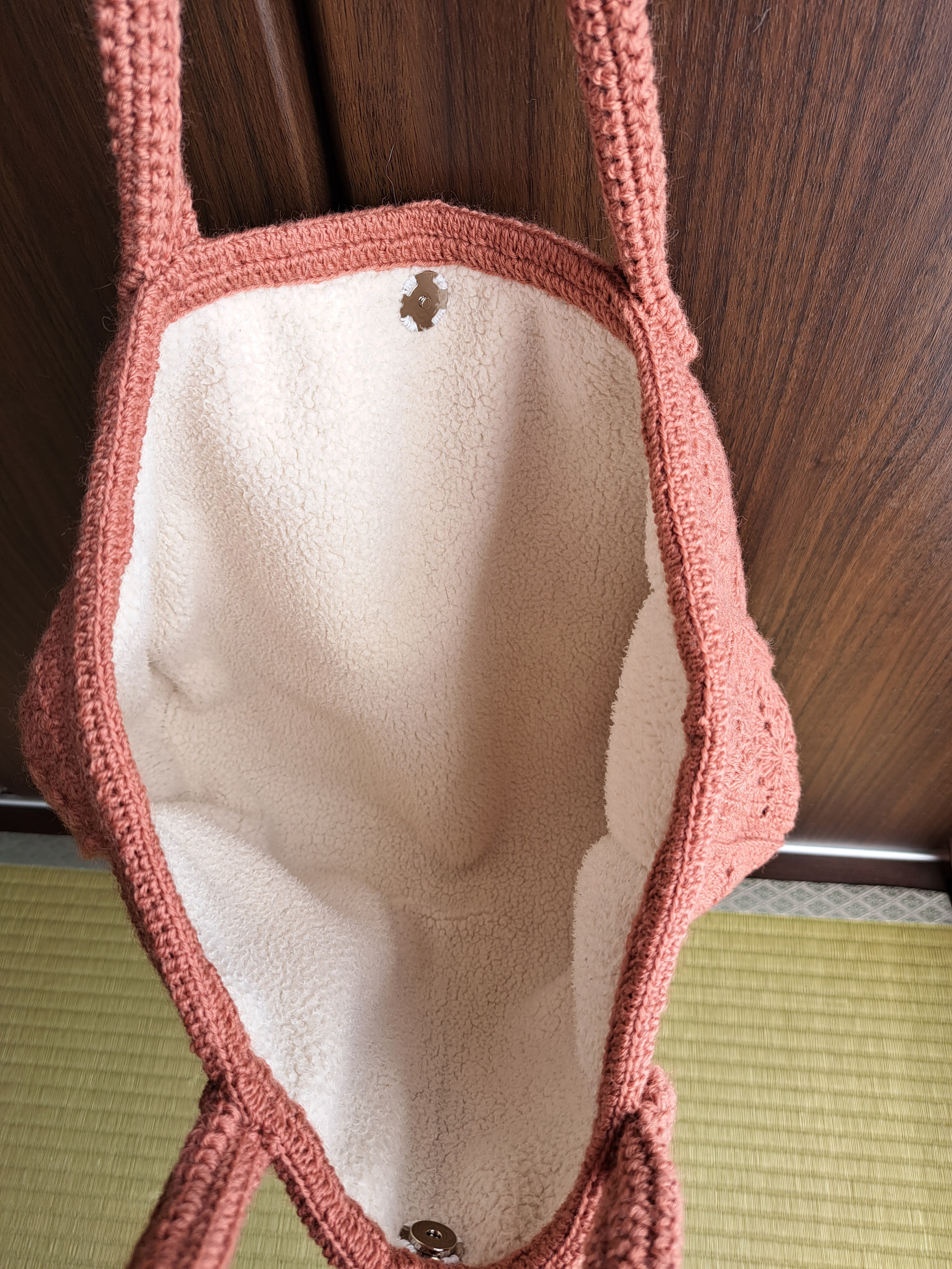 モチーフ繋ぎのバック