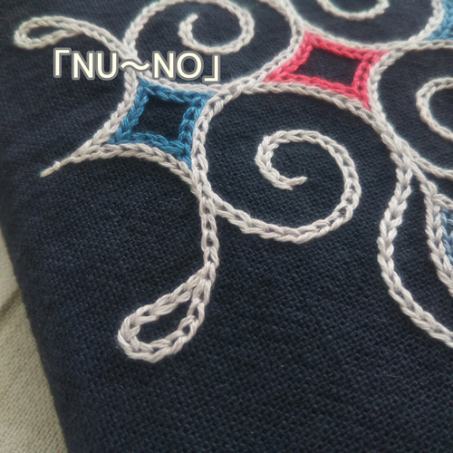 アイヌ刺しゅう 紺色に水色 37㎝×45㎝ 【公式通販】