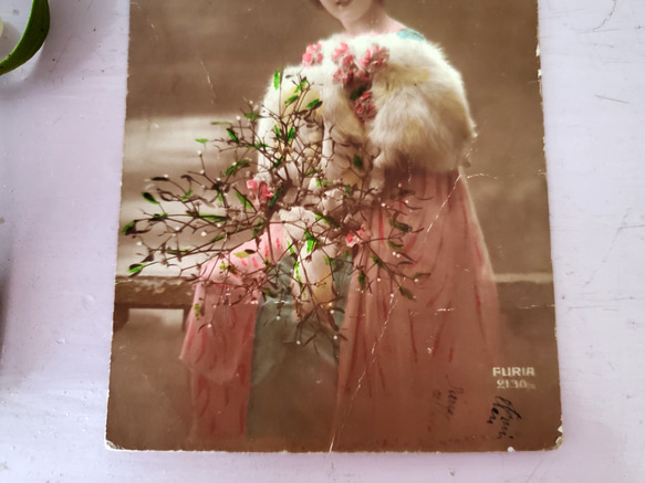 フランス 1900-40年 Bonne Année ポストカード 女性とヤドリギ 2枚目の画像
