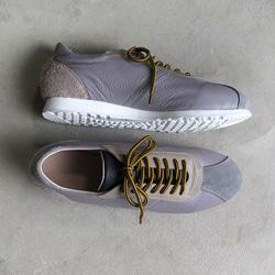【時尚灰】經典設計，高品質真皮！ EMA運動鞋/煙紫x灰色 第4張的照片