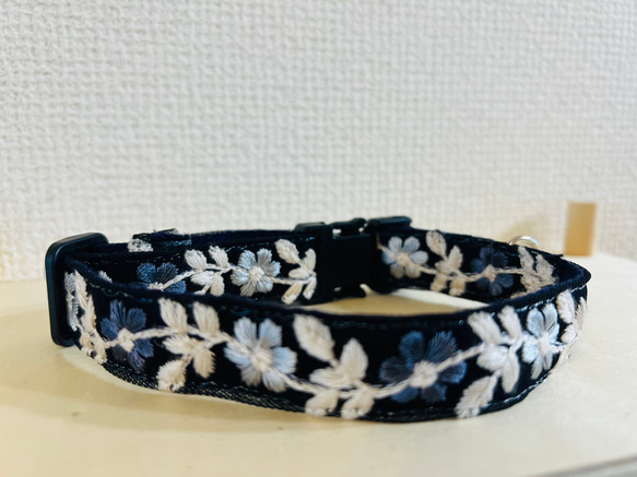 インド刺繍　首輪　犬　猫　インド刺繍リボン 1枚目の画像