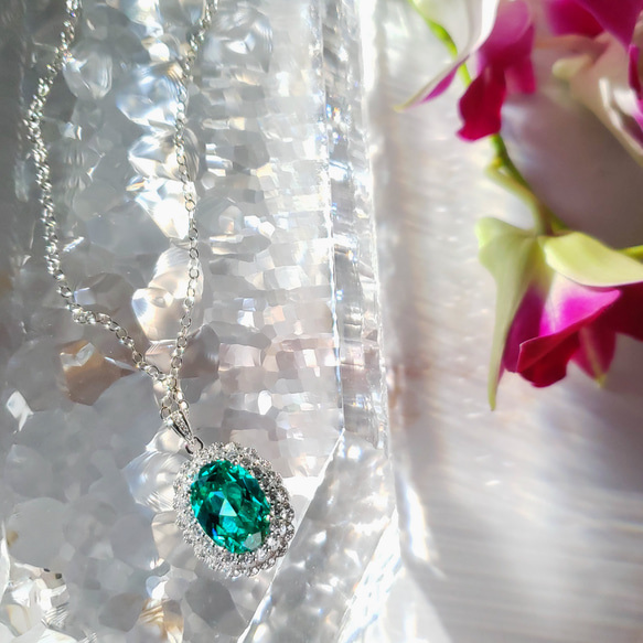 感謝価格 10ｘ14ｍｍ　大粒ヘイローネックレス　 奇跡の輝き　パライバトルマリン 人工宝石  S925 10枚目の画像