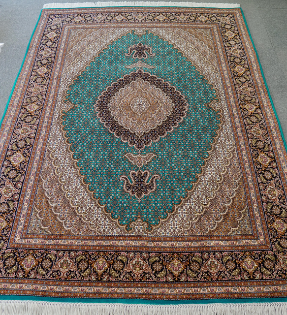 210×152cm　ペルシャ絨毯　タブリーズ産　50RAJ 3枚目の画像