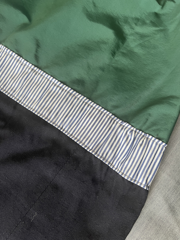 ふんわりナイロン切り替えスカート　緑×紺 4枚目の画像