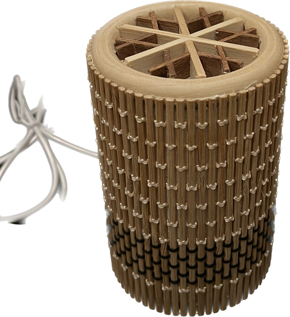 Cylindrical Bamboo Lamp With Kumiko - Medium 1枚目の画像