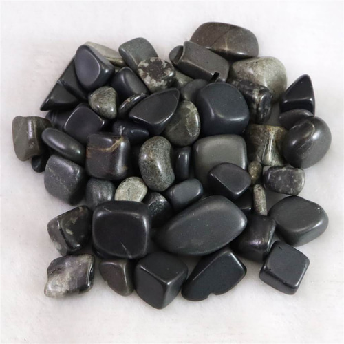 三重県産 那智黒石 さざれ 100g【榎本通商 71760】 天然石 榎本 三重県産 那智黒石 さざれ 100g【榎本通商 71760】 天然石 榎本
