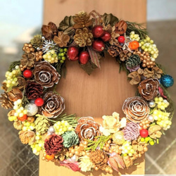 2411-31 タッセルスクエアサシェ 香り袋 クリスマス ローズリース