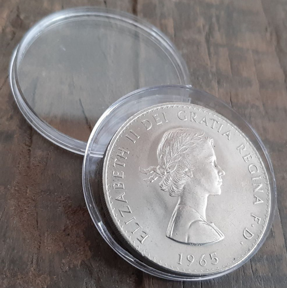 エリザベス女王 英国 イギリス 1965年  ブリティッシュ クラウン コイン  5シリング 28g 39mm  美品 2枚目の画像