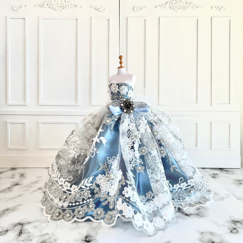 ミニチュア　ウェディングドレス　キラキラ　可愛い　インテリア ミニチュア ウェディングドレス キラキラ 可愛い インテリア