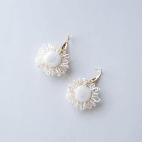 fuwari】 シルク糸の耳飾り(金具変更可能） ピアス（フック