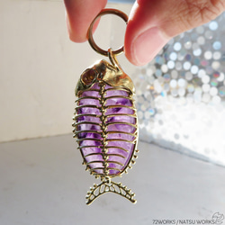 トラピッチェ アメジスト フィッシュ チャーム / Trapiche Amethyst Fish charms 3枚目の画像