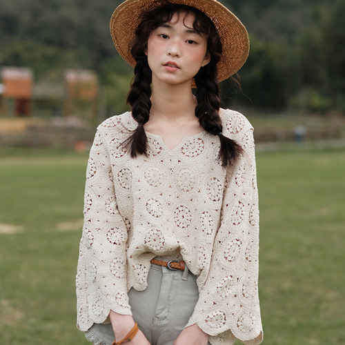 美品　Drawer ニットブラウス Drawer（シャツ/ブラウス(長袖/七分)）のフリマアイテム一覧