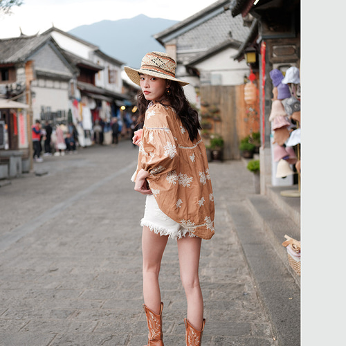 春秋 レディース ボヘミアンレースアップ刺繍トップ コットンリネン