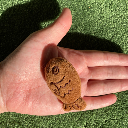 たい焼き バッチ ブローチ ピン 一個 ピンバッチ スーパー☆マホミヤ