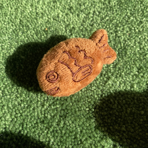 たい焼き バッチ ブローチ ピン 一個 ピンバッチ スーパー☆マホミヤ