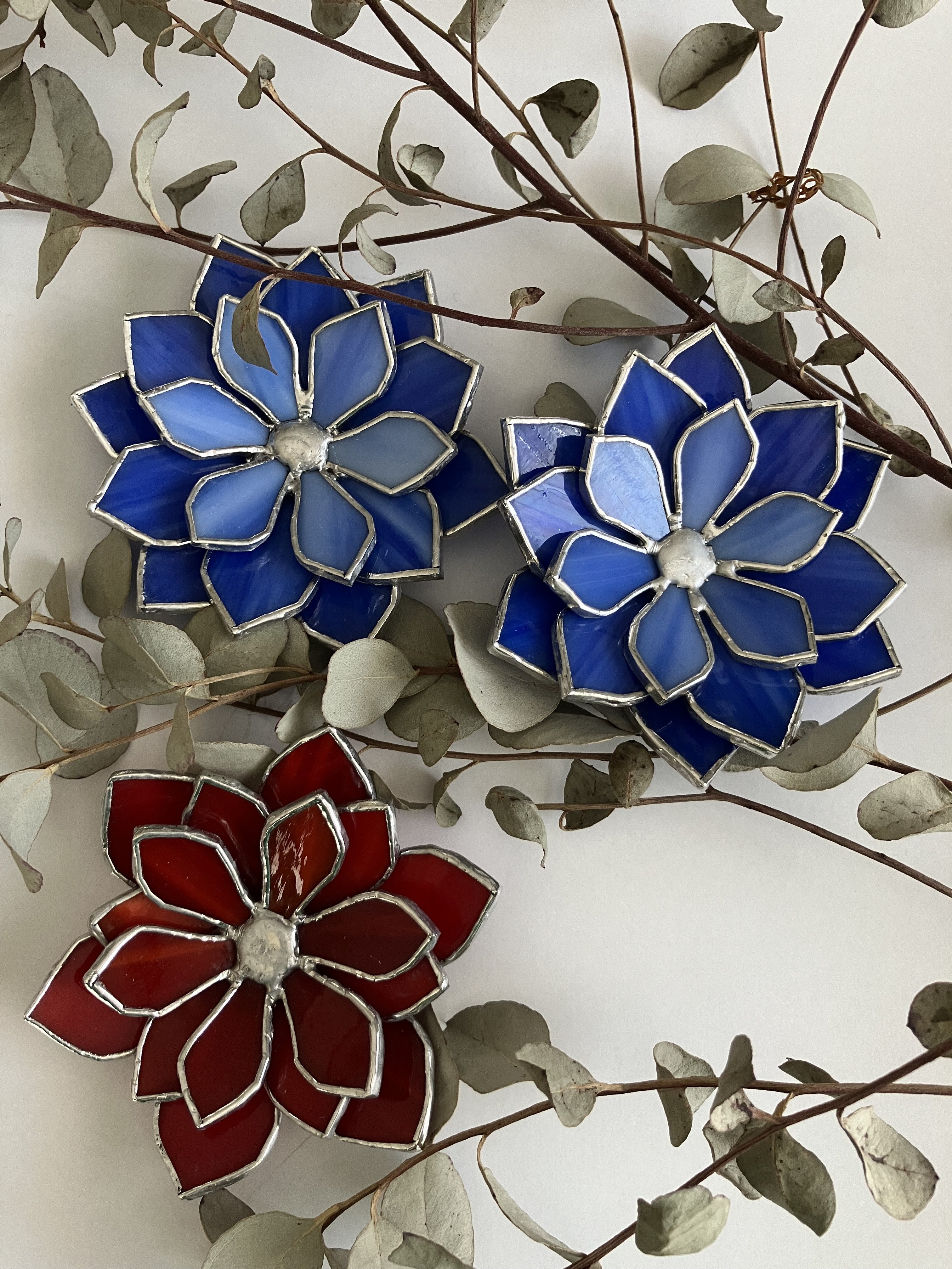 ステンドグラス　赤　アクセサリートレイ　リングピロー