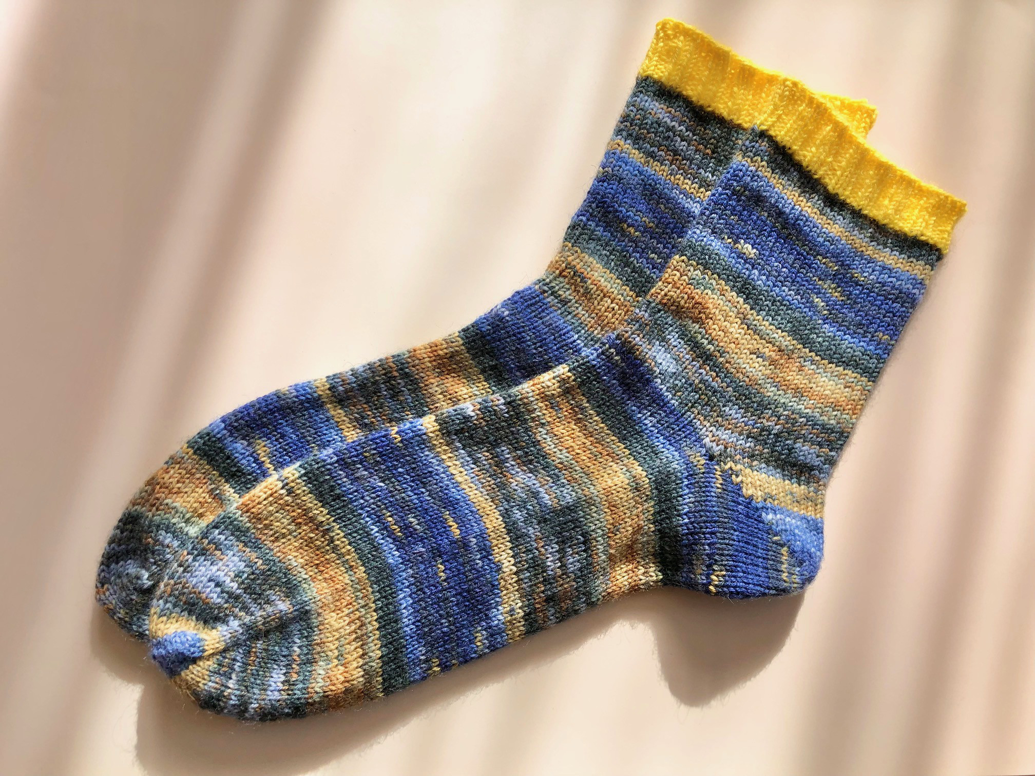 【受注製作】秋冬用  amishita  手編みの靴下  レディース