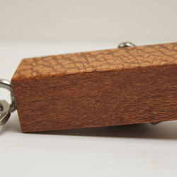 カエル　ビーフウッド（木材）ピューター（金属）キーホルダー、バッグチャーム，置物 9枚目の画像