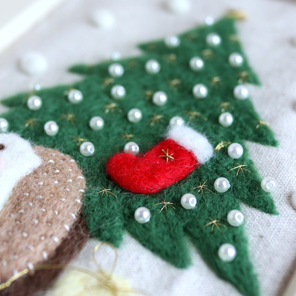 はりねずみさんのクリスマス（羊毛フェルト刺繍フレーム） 3枚目の画像