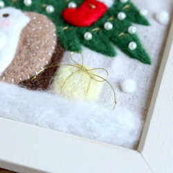 はりねずみさんのクリスマス（羊毛フェルト刺繍フレーム） 5枚目の画像
