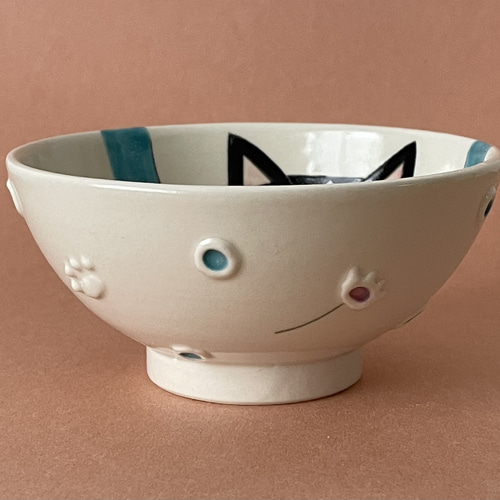 猫絵のご飯茶碗(白黒ハチワレ猫) 茶碗・めし碗 ulalaneko 通販