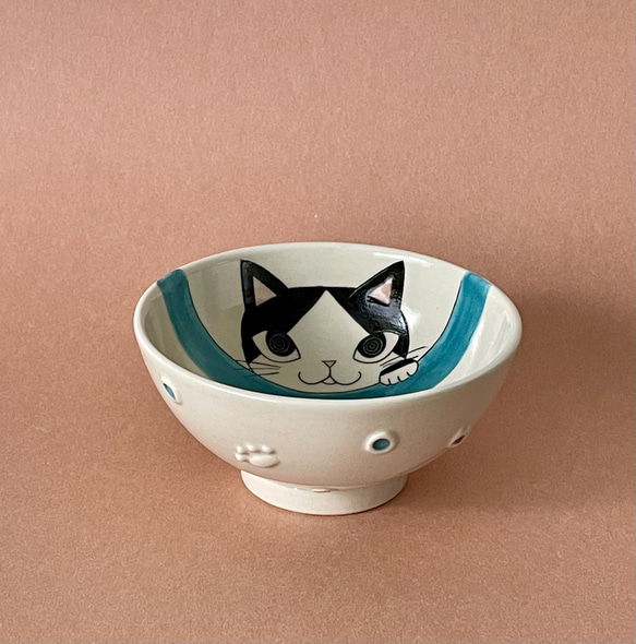 猫絵のご飯茶碗(白黒ハチワレ猫) 茶碗・めし碗 ulalaneko 通販