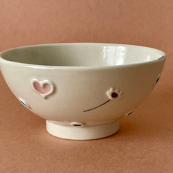猫絵のご飯茶碗(白黒ハチワレ猫) 4枚目の画像